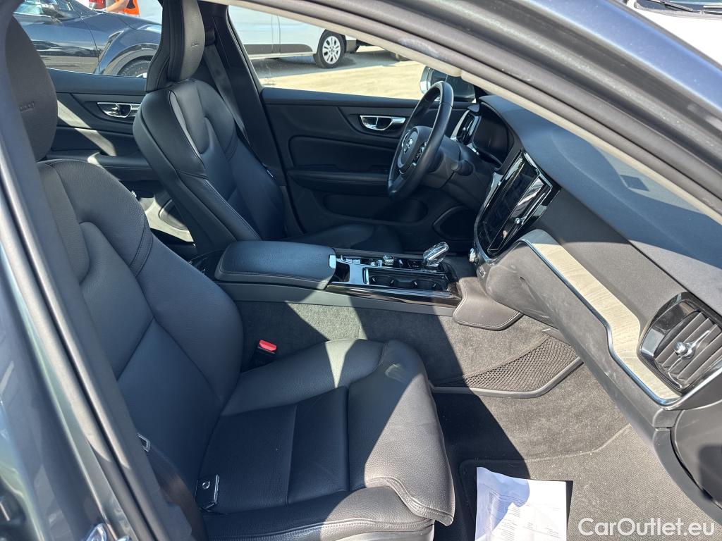Volvo  S60 VOLVO  / 2019 / 4P / sedán 2.0 T8 AWD Inscription Auto #6