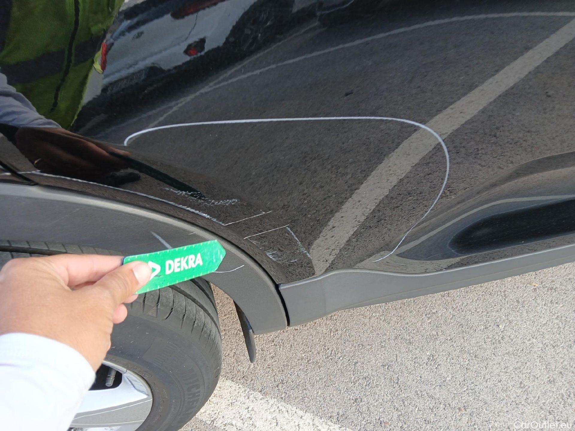 Volvo  XC 40 VOLVO XC40 / 2021 / 5P / todoterreno 1.5 T2 Essential Auto #23