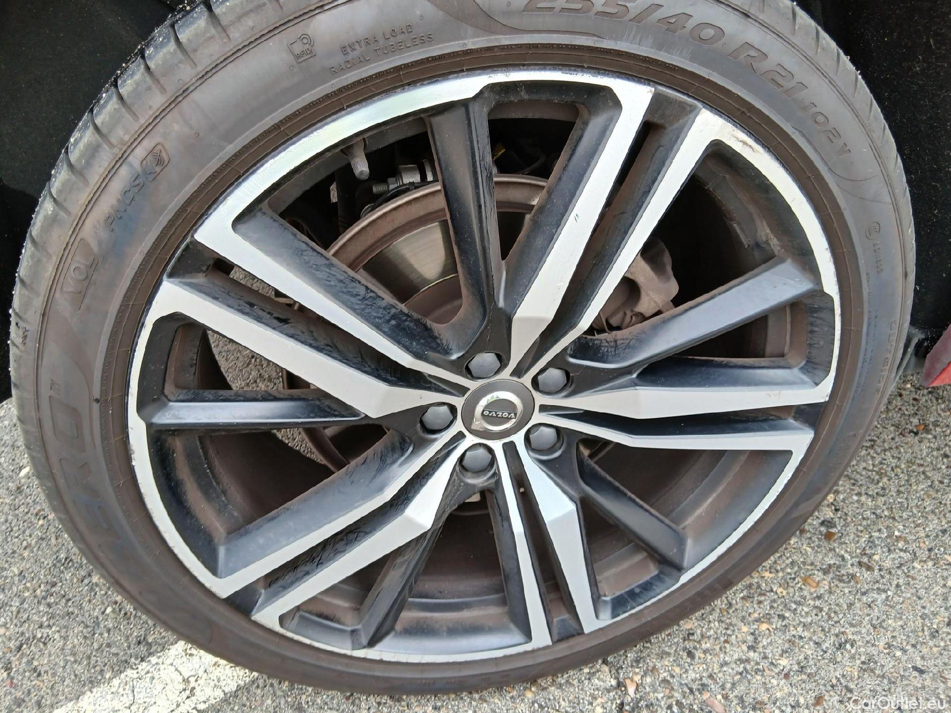 Volvo  XC60 VOLVO  / 2017 / 5P / todoterreno 2.0 T6 AWD Recharge R-Design Auto #16