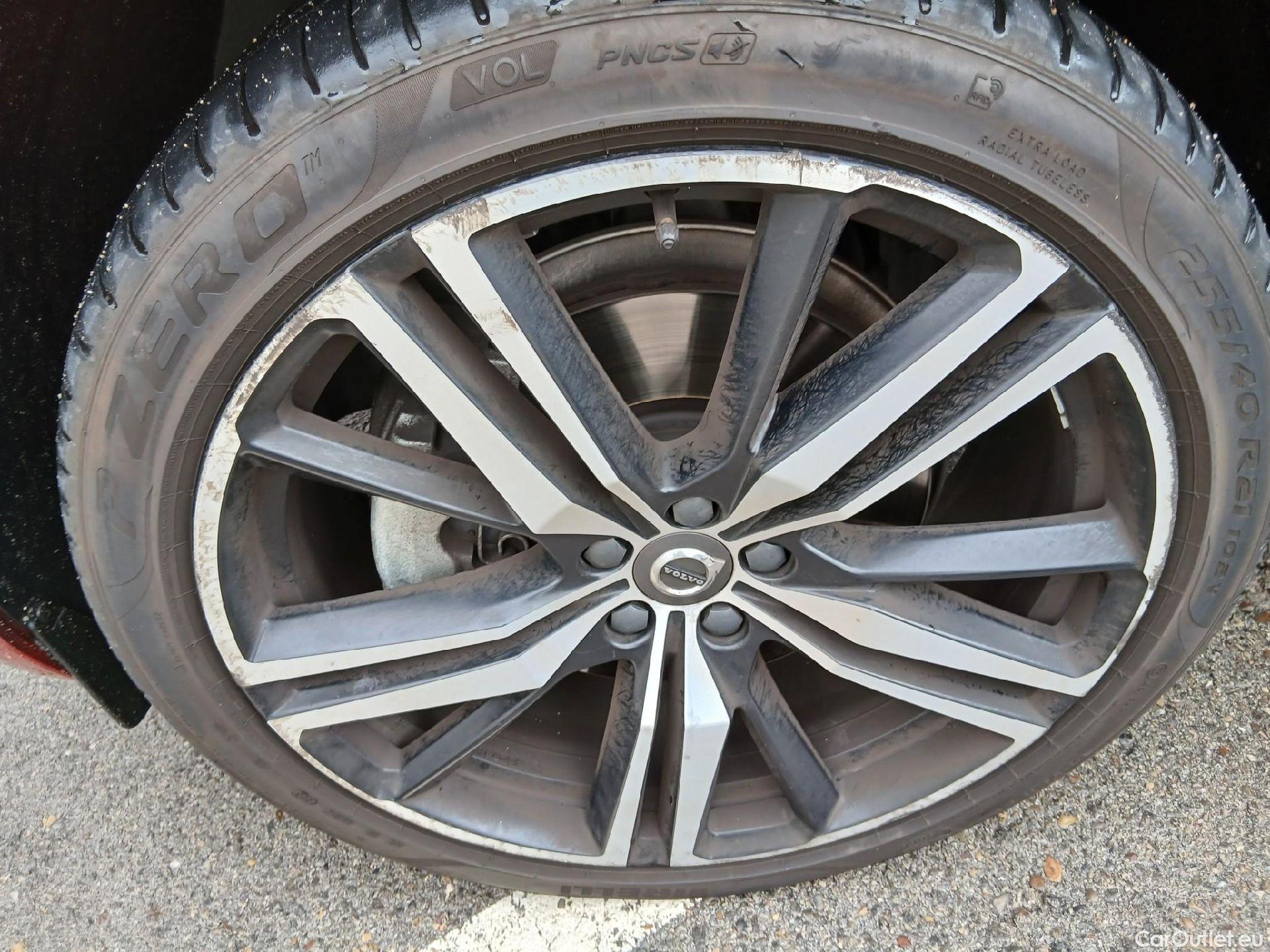 Volvo  XC60 VOLVO  / 2017 / 5P / todoterreno 2.0 T6 AWD Recharge R-Design Auto #7