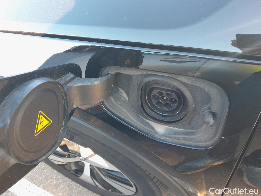 Volvo  XC 40 VOLVO XC40 / 2017 / 5P / todoterreno 1.5 T4 Twin Recharge Inscription Ex Auto #14