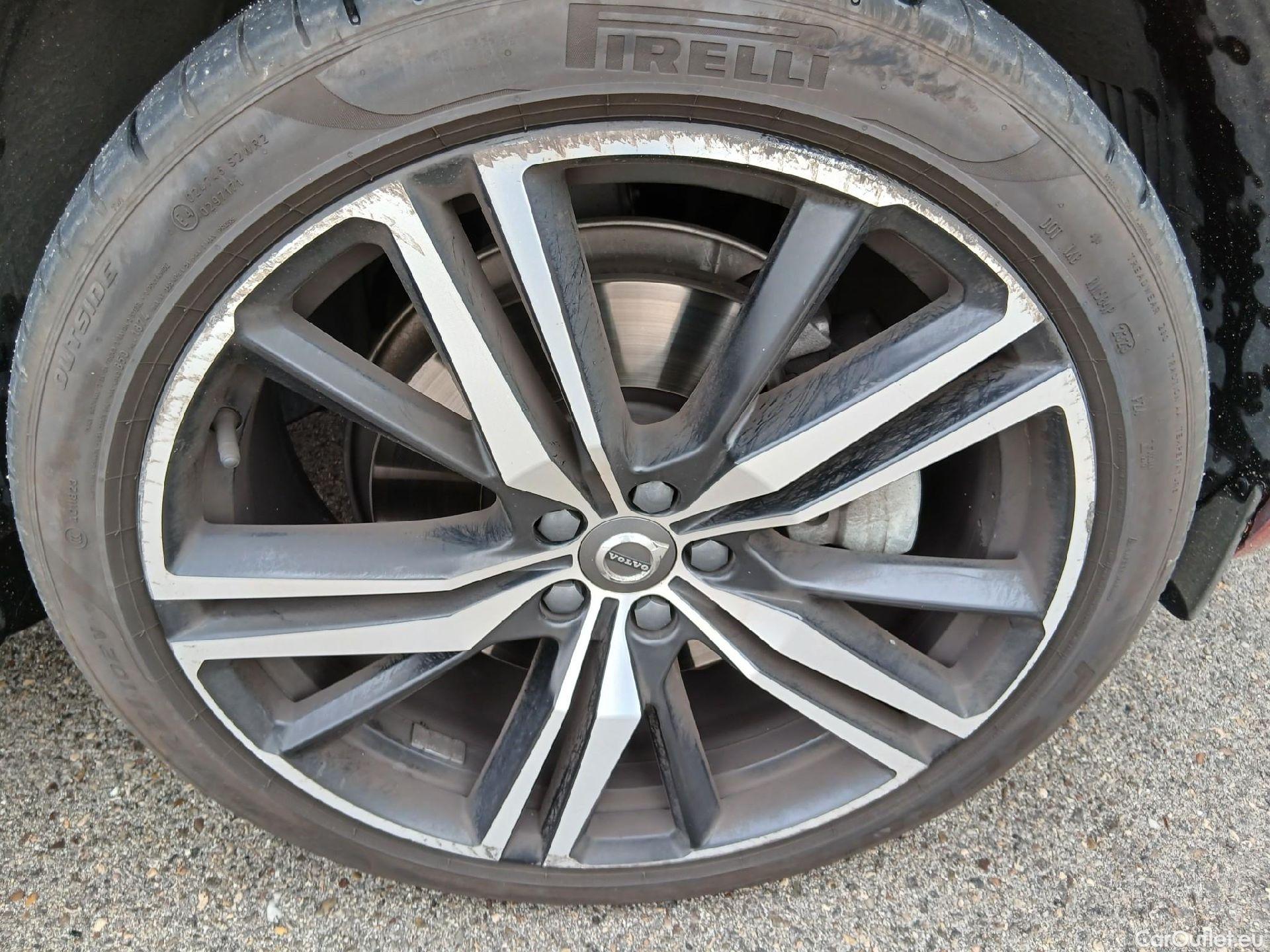 Volvo  XC60 VOLVO  / 2017 / 5P / todoterreno 2.0 T6 AWD Recharge R-Design Auto #24