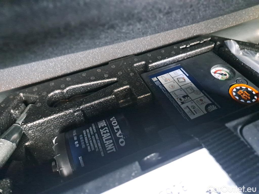 Volvo  XC 40 VOLVO XC40 / 2021 / 5P / todoterreno 1.5 T4 Recharge PHEV Core Auto #10