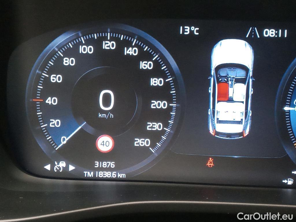 Volvo  XC 40 VOLVO XC40 / 2021 / 5P / todoterreno 1.5 T5 Recharge PHEV Plus Dark Auto #5