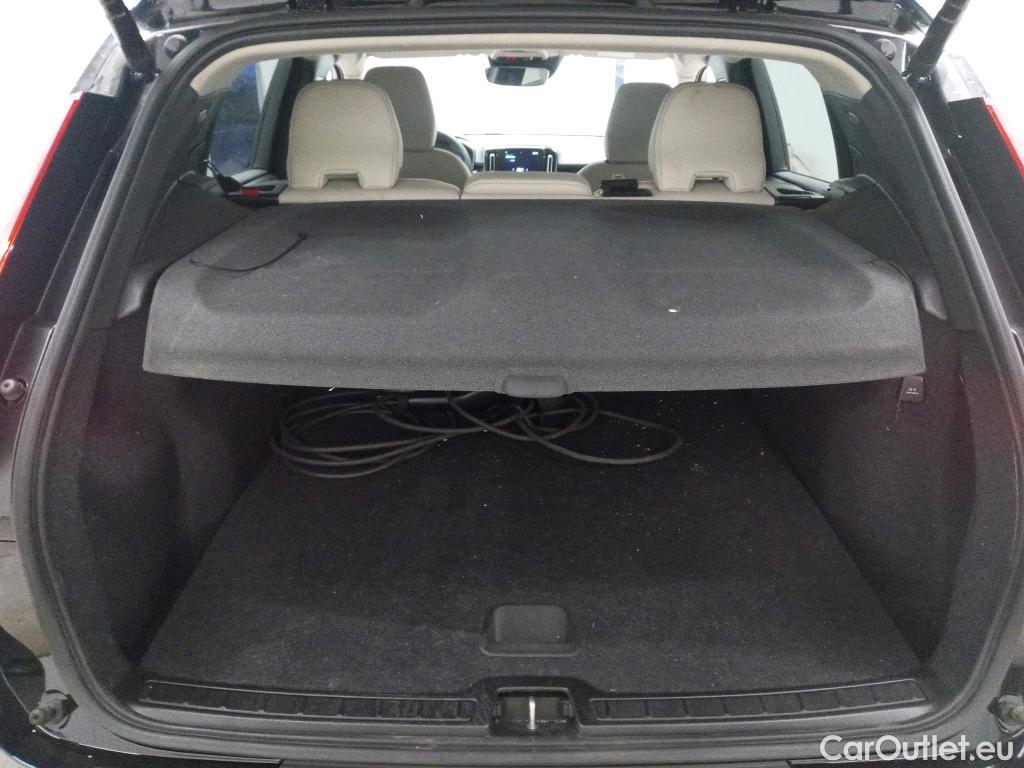 Volvo  XC 40 VOLVO XC40 / 2021 / 5P / todoterreno 1.5 T5 Recharge PHEV Plus Dark Auto #8