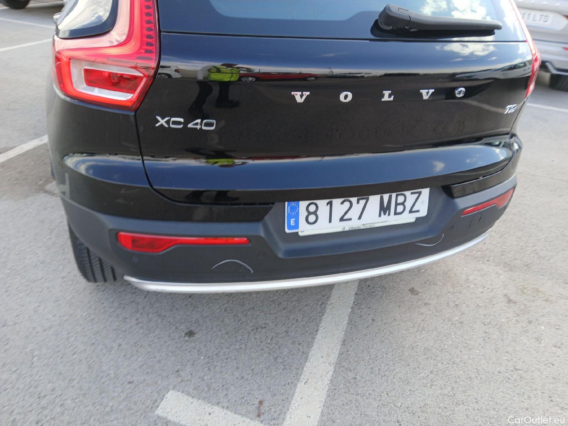 Volvo  XC 40 VOLVO XC40 / 2021 / 5P / todoterreno 1.5 T2 Essential Auto #16