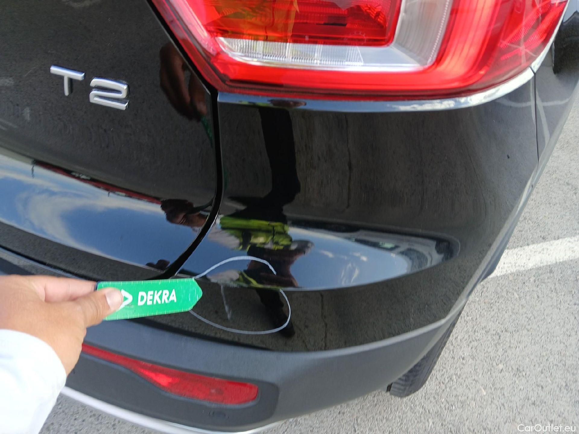 Volvo  XC 40 VOLVO XC40 / 2021 / 5P / todoterreno 1.5 T2 Essential Auto #20
