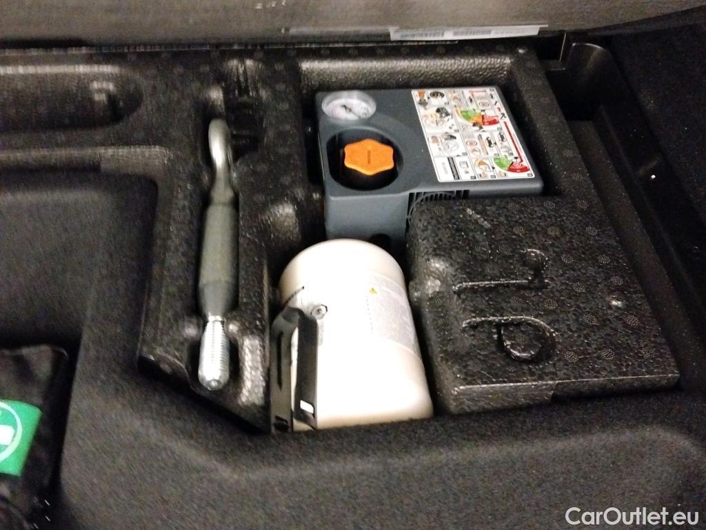 Volvo  XC60 VOLVO  / 2017 / 5P / todoterreno 2.0 B4 D AWD Momentum Pro Auto #10