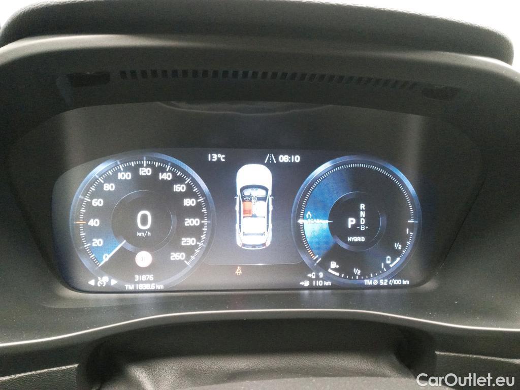 Volvo  XC 40 VOLVO XC40 / 2021 / 5P / todoterreno 1.5 T5 Recharge PHEV Plus Dark Auto #4