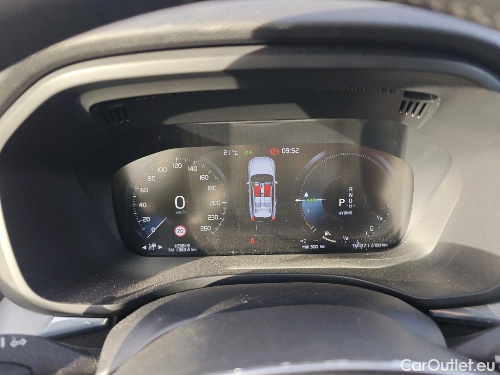 Volvo  XC60 VOLVO  / 2017 / 5P / todoterreno 2.0 T6 AWD Recharge R-Design Exp Auto #4