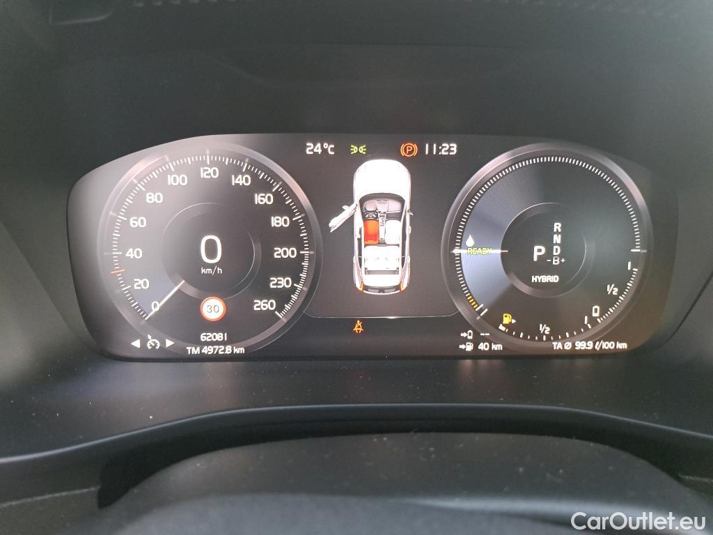 Volvo  XC 40 VOLVO XC40 / 2021 / 5P / todoterreno 1.5 T4 Recharge PHEV Core Auto #4
