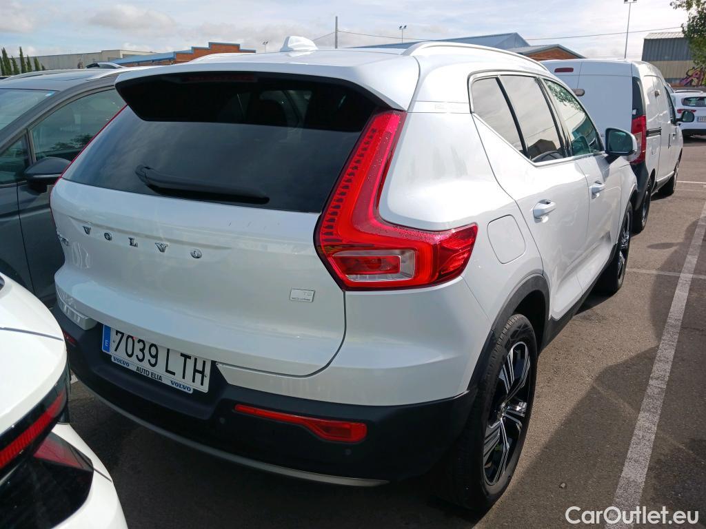 Volvo  XC 40 VOLVO XC40 / 2017 / 5P / todoterreno 1.5 T5 Twin Recharge Inscription Auto #2