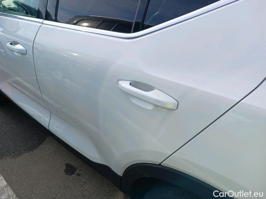 Volvo  XC 40 VOLVO XC40 / 2017 / 5P / todoterreno 1.5 T5 Twin Recharge Inscription Auto #26