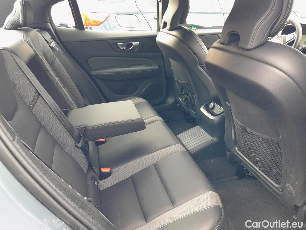 Volvo  S60  Berlina Ultimate Dark Recharge Plug-In Hybrid AWD 2.0 T8 Twin Engine 455CV AT8 E6d #7