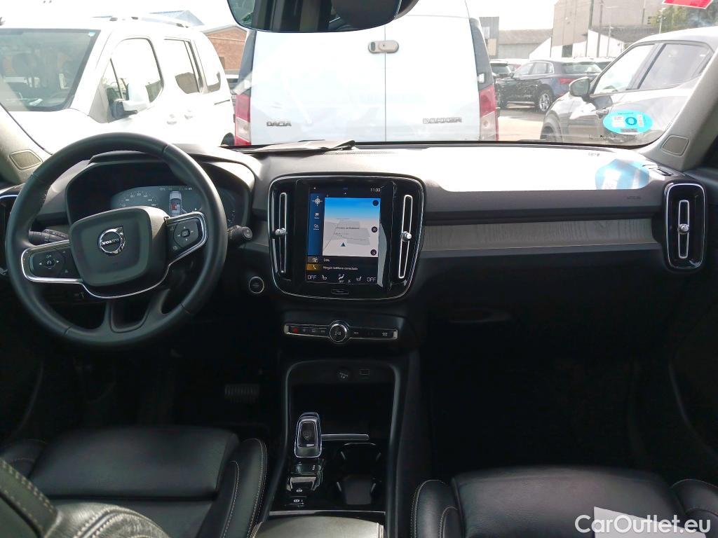 Volvo  XC 40 VOLVO XC40 / 2017 / 5P / todoterreno 1.5 T5 Twin Recharge Inscription Auto #3