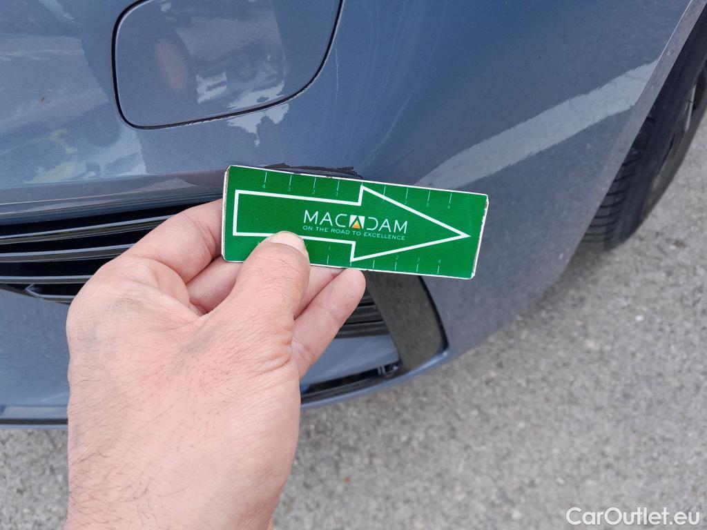Volvo  S60  Berlina Ultimate Dark Recharge Plug-In Hybrid AWD 2.0 T8 Twin Engine 455CV AT8 E6d #23