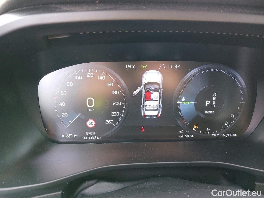Volvo  XC 40 VOLVO XC40 / 2017 / 5P / todoterreno 1.5 T5 Twin Recharge Inscription Auto #4