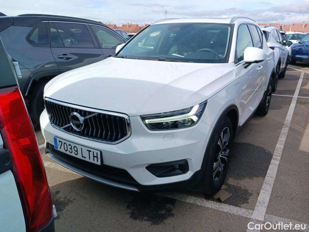 Volvo  XC 40 VOLVO XC40 / 2017 / 5P / todoterreno 1.5 T5 Twin Recharge Inscription Auto #1