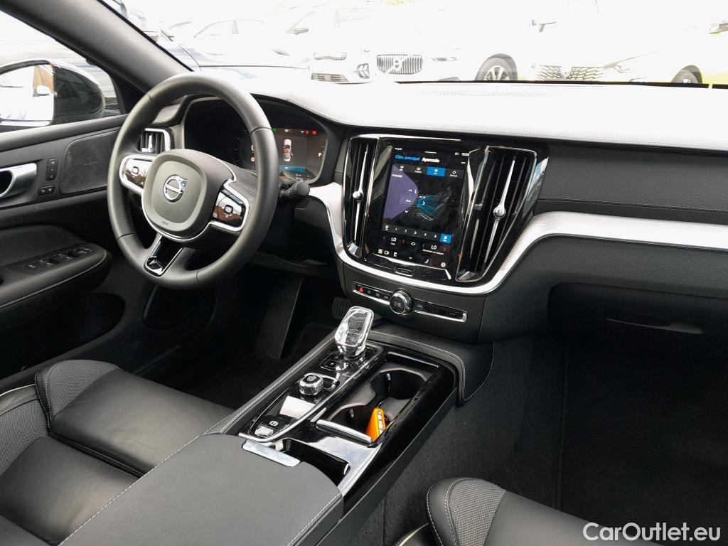 Volvo  S60  Berlina Ultimate Dark Recharge Plug-In Hybrid AWD 2.0 T8 Twin Engine 455CV AT8 E6d #3