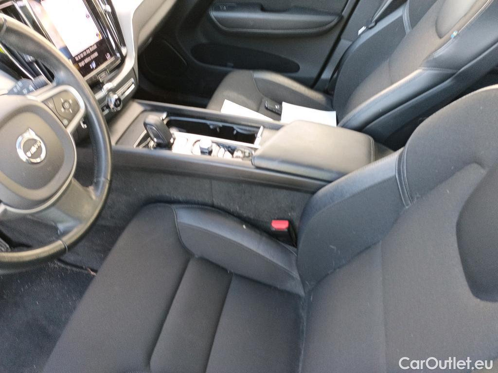 Volvo  XC60 VOLVO  / 2017 / 5P / todoterreno 2.0 T6 AWD Recharge R-Design Exp Auto #11