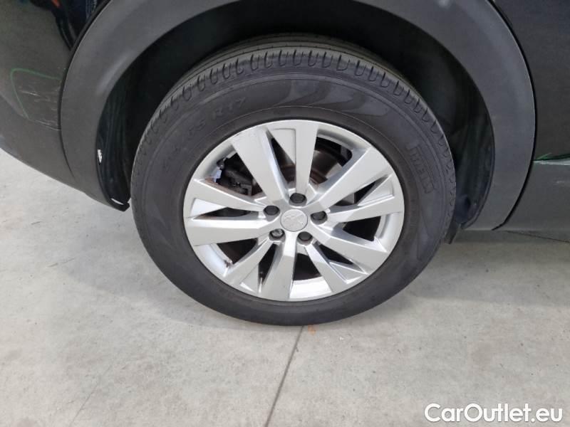 Peugeot  3008 PEUGEOT  / 2020 / 5P / SUV BLUEHDI 130 EAT8 SeS ACTIVE PACK #88