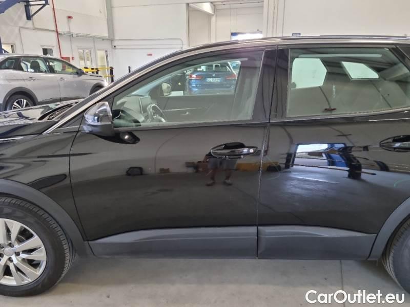 Peugeot  3008 PEUGEOT  / 2020 / 5P / SUV BLUEHDI 130 EAT8 SeS ACTIVE PACK #72