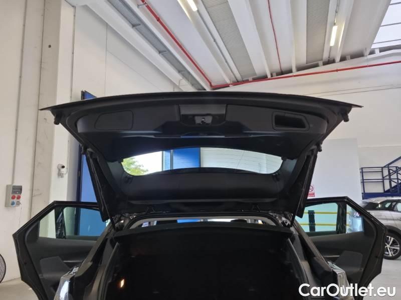 Peugeot  3008 PEUGEOT  / 2020 / 5P / SUV BLUEHDI 130 EAT8 SeS ACTIVE PACK #98