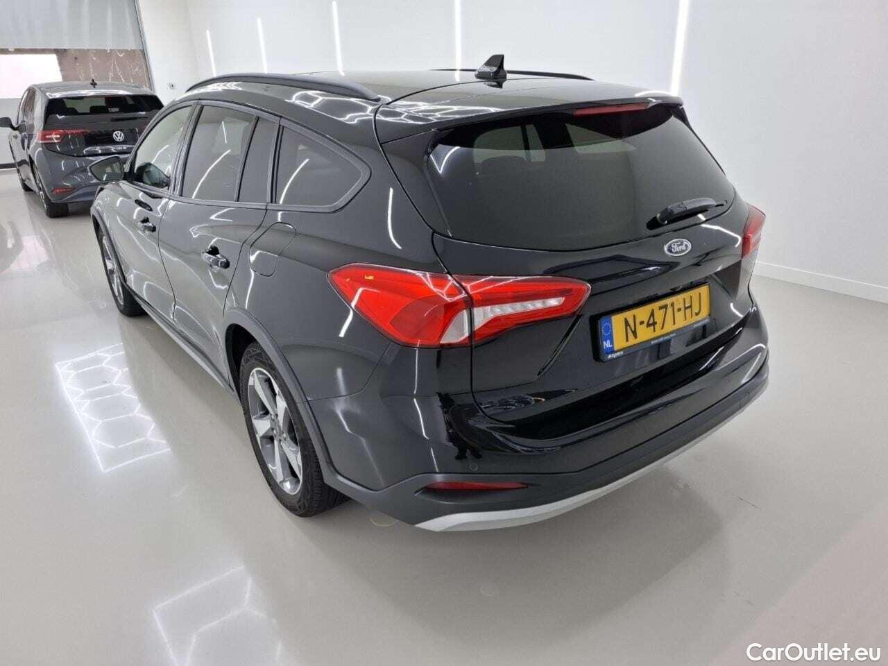Ford  Focus 1.5 EcoB. Act. XBns #6