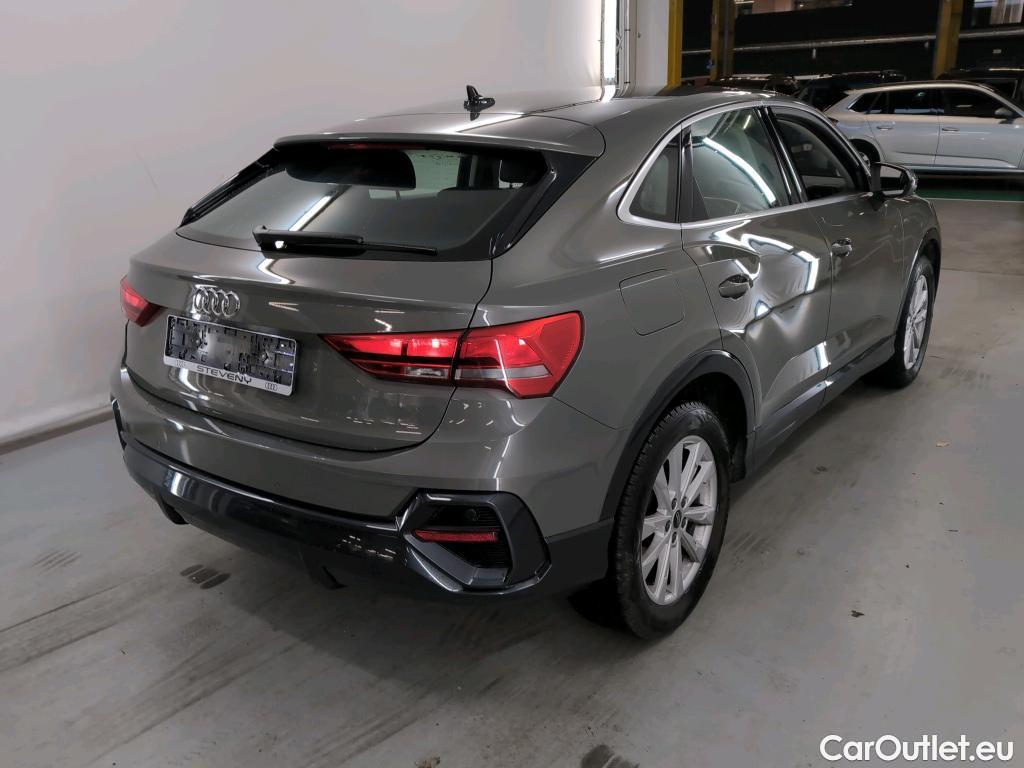 Audi  Q3 1.5 35 TFSI #2