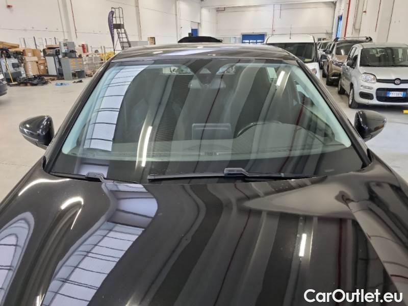 Peugeot  3008 PEUGEOT  / 2020 / 5P / SUV BLUEHDI 130 EAT8 SeS ACTIVE PACK #10