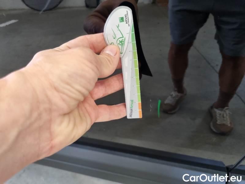 Peugeot  3008 PEUGEOT  / 2020 / 5P / SUV BLUEHDI 130 EAT8 SeS ACTIVE PACK #75