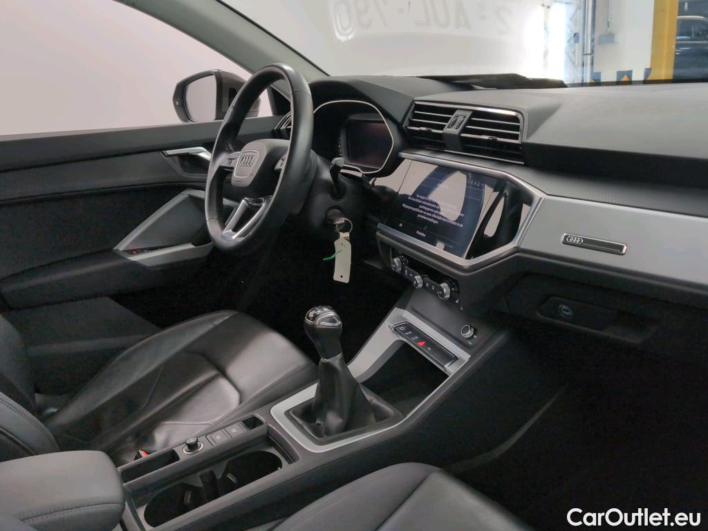 Audi  Q3 1.5 35 TFSI #5