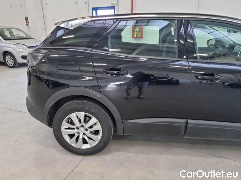 Peugeot  3008 PEUGEOT  / 2020 / 5P / SUV BLUEHDI 130 EAT8 SeS ACTIVE PACK #46