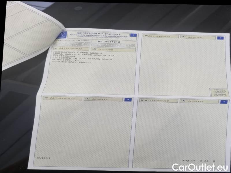 Peugeot  3008 PEUGEOT  / 2020 / 5P / SUV BLUEHDI 130 EAT8 SeS ACTIVE PACK #128