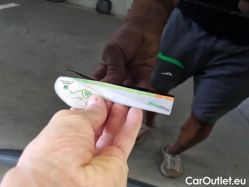 Peugeot  3008 PEUGEOT  / 2020 / 5P / SUV BLUEHDI 130 EAT8 SeS ACTIVE PACK #76