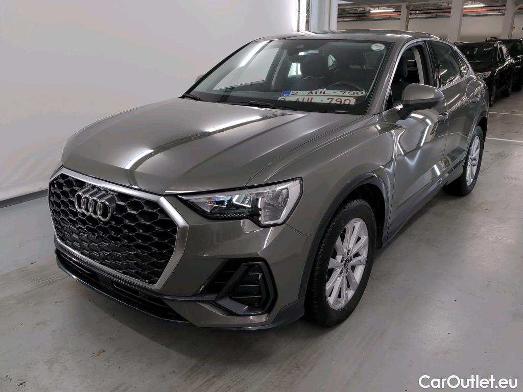 Audi  Q3 1.5 35 TFSI #1