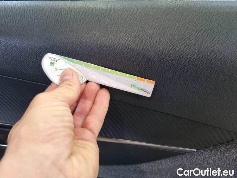 Peugeot  3008 PEUGEOT  / 2020 / 5P / SUV BLUEHDI 130 EAT8 SeS ACTIVE PACK #109