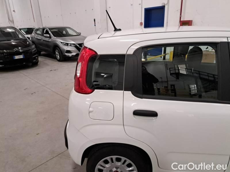 Fiat  Panda FIAT  / 2011 / 5P / BERLINA 1.0 FIREFLY 70CV SeS HYBRID #43