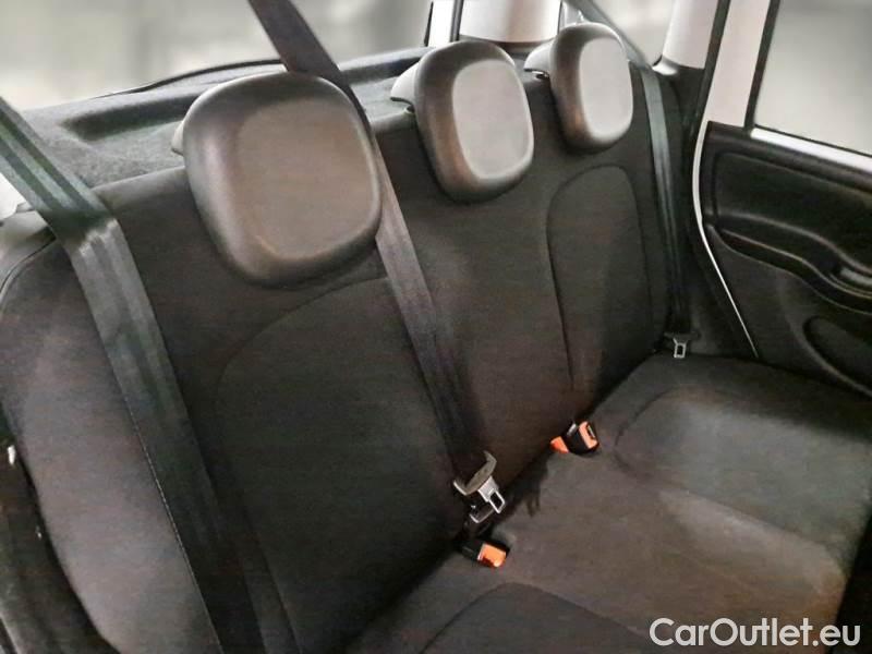 Fiat  Panda FIAT  / 2011 / 5P / BERLINA 1.0 FIREFLY 70CV SeS HYBRID #15