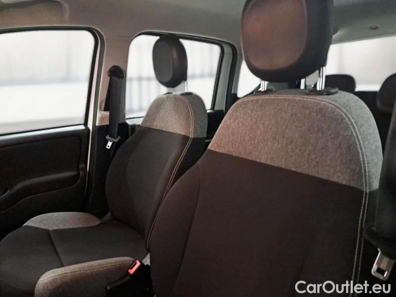 Fiat  Panda FIAT  / 2011 / 5P / BERLINA 1.0 FIREFLY 70CV SeS HYBRID #11