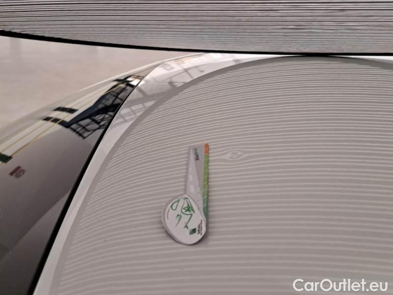 Fiat  Panda FIAT  / 2011 / 5P / BERLINA 1.0 FIREFLY 70CV SeS HYBRID #23