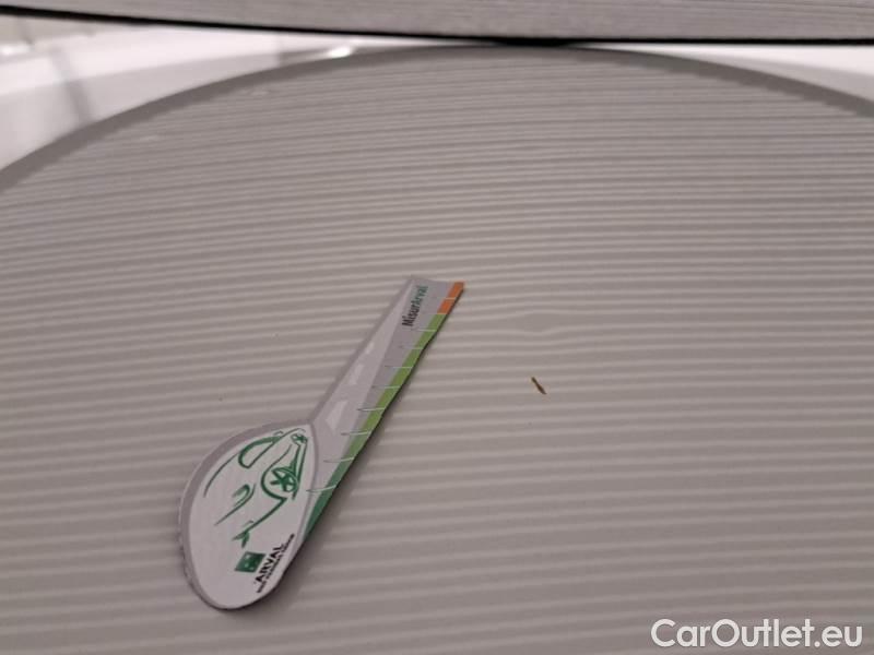 Fiat  Panda FIAT  / 2011 / 5P / BERLINA 1.0 FIREFLY 70CV SeS HYBRID #25