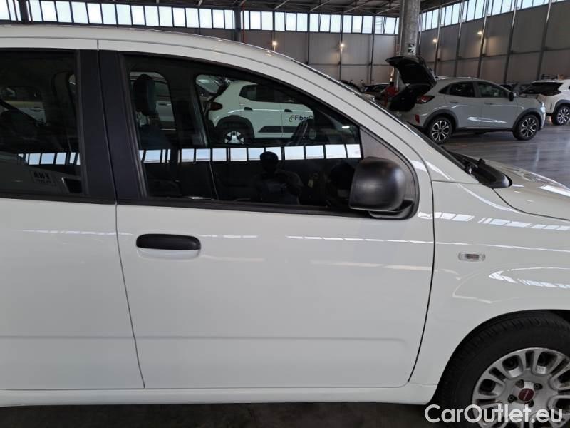 Fiat  Panda FIAT  / 2011 / 5P / BERLINA 1.2 69CV SeS E6D-TEMP EASY #35