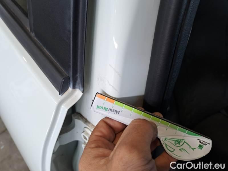 Fiat  Panda FIAT  / 2011 / 5P / BERLINA 1.2 69CV SeS E6D-TEMP EASY #106