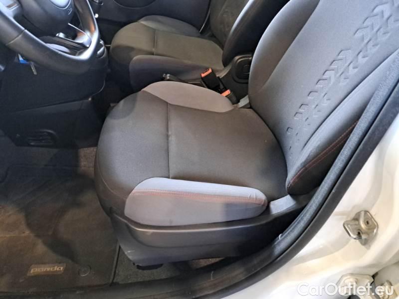 Fiat  Panda FIAT  / 2011 / 5P / BERLINA 1.2 69CV SeS E6D-TEMP EASY #80