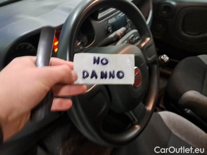 Fiat  Panda FIAT  / 2011 / 5P / BERLINA 1.0 FIREFLY 70CV SeS HYBRID #66