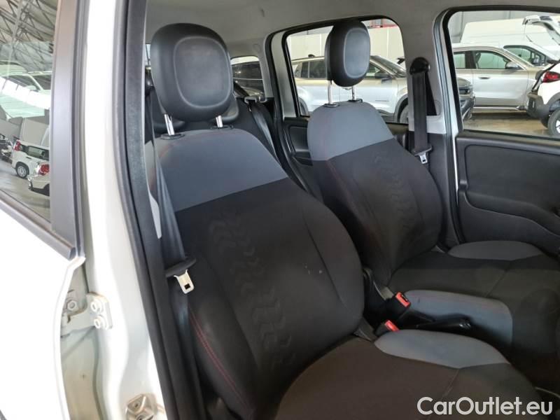 Fiat  Panda FIAT  / 2011 / 5P / BERLINA 1.2 69CV SeS E6D-TEMP EASY #109