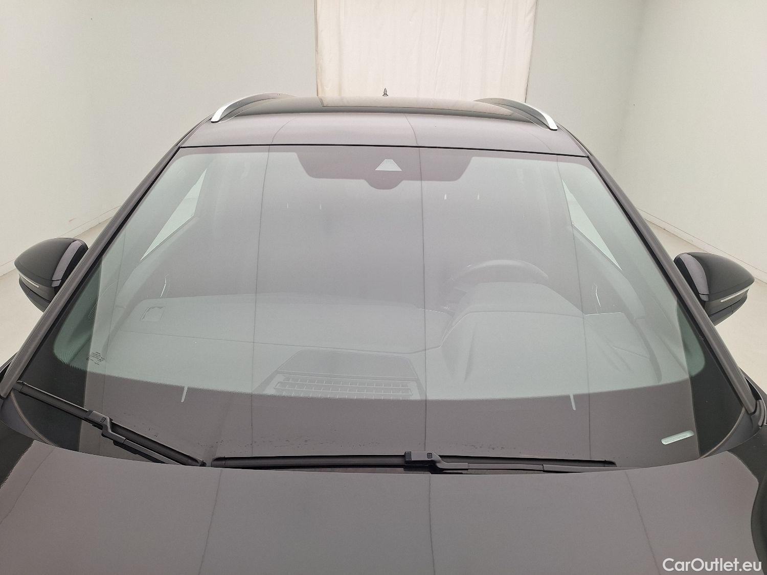 Audi  Q4 E-Tron Audi,  '21 BEV, Audi  40 e-tron Attraction 5d #10