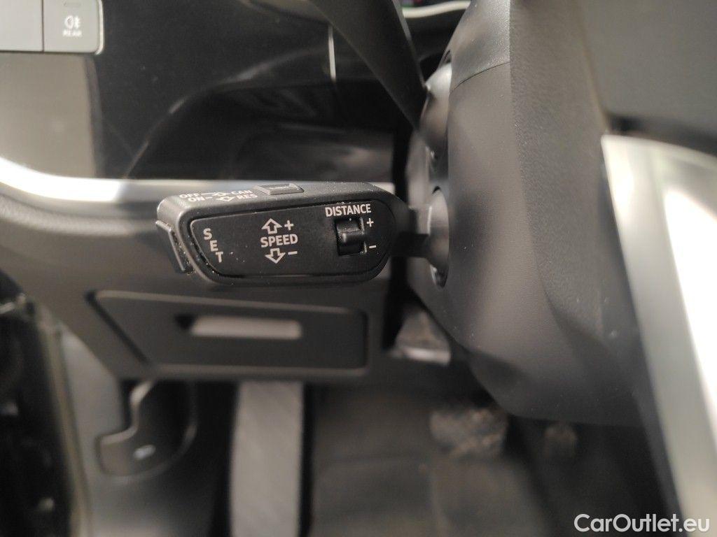 Audi  Q3 Audi  Sportback 35 TDI S tronic S Line Business Ed 5d #35