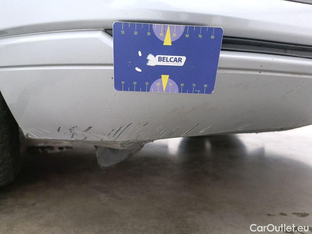 Volkswagen  Passat Volkswagen  Variant 1.5 TSI OPF DSG7 Style Business 5d #26